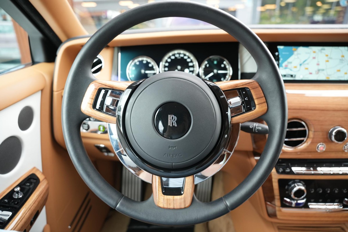 Rolls-Royce Phantom