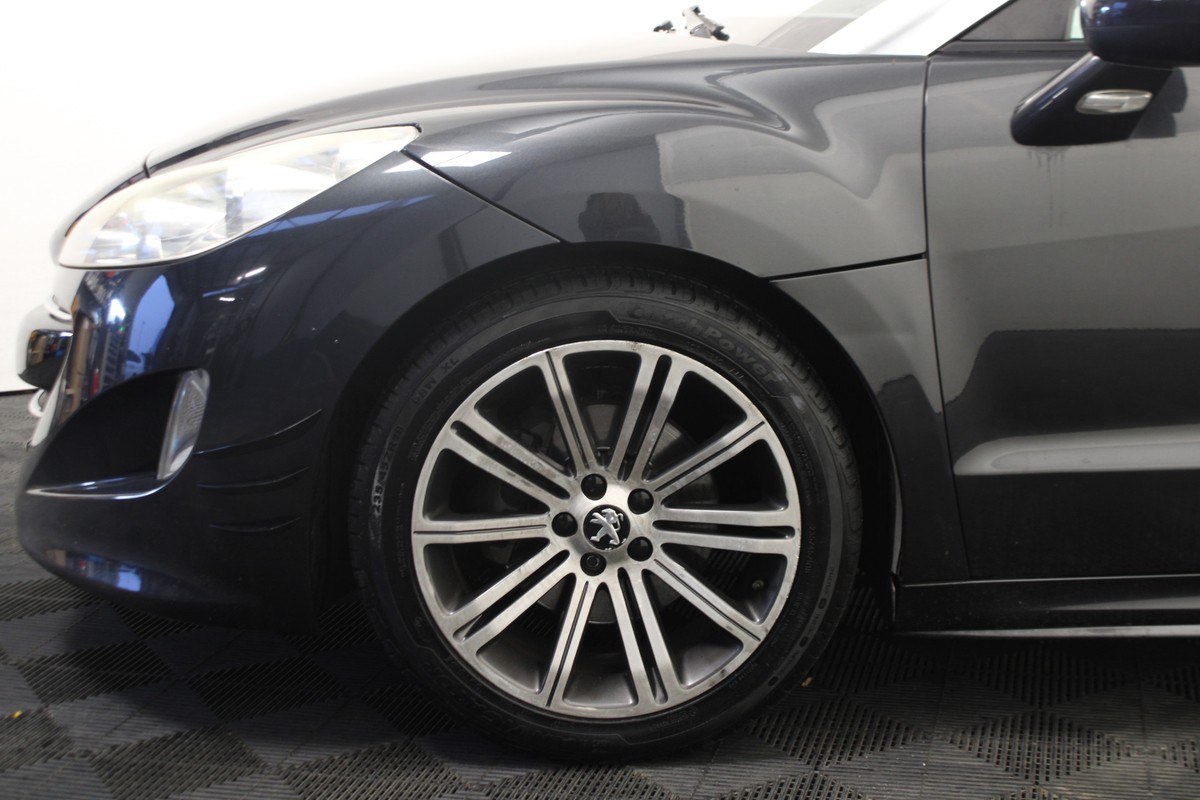 Peugeot RCZ