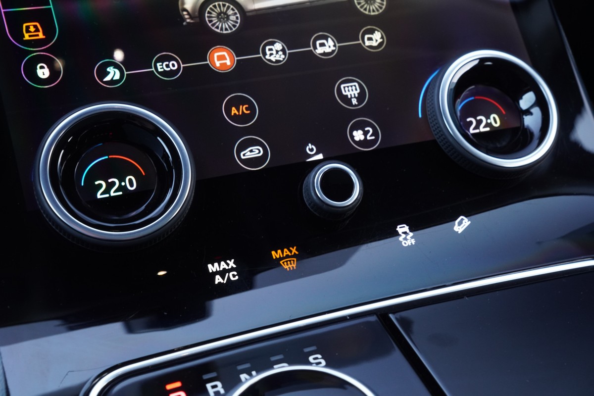 Land Rover Range Rover Velar