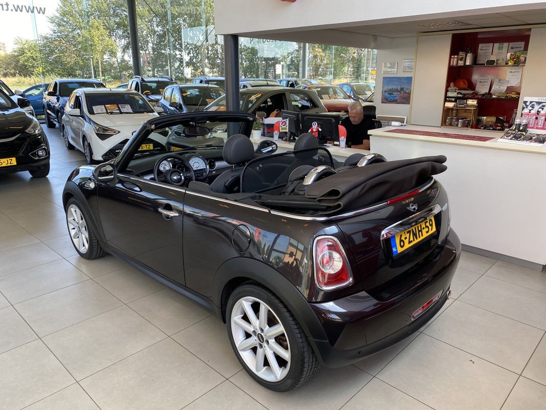 MINI Cooper Cabrio