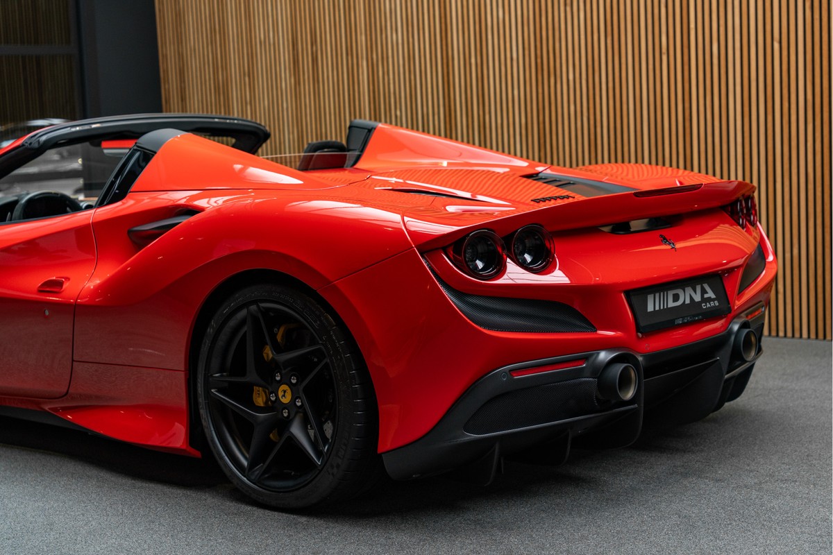 Ferrari F8 Spider