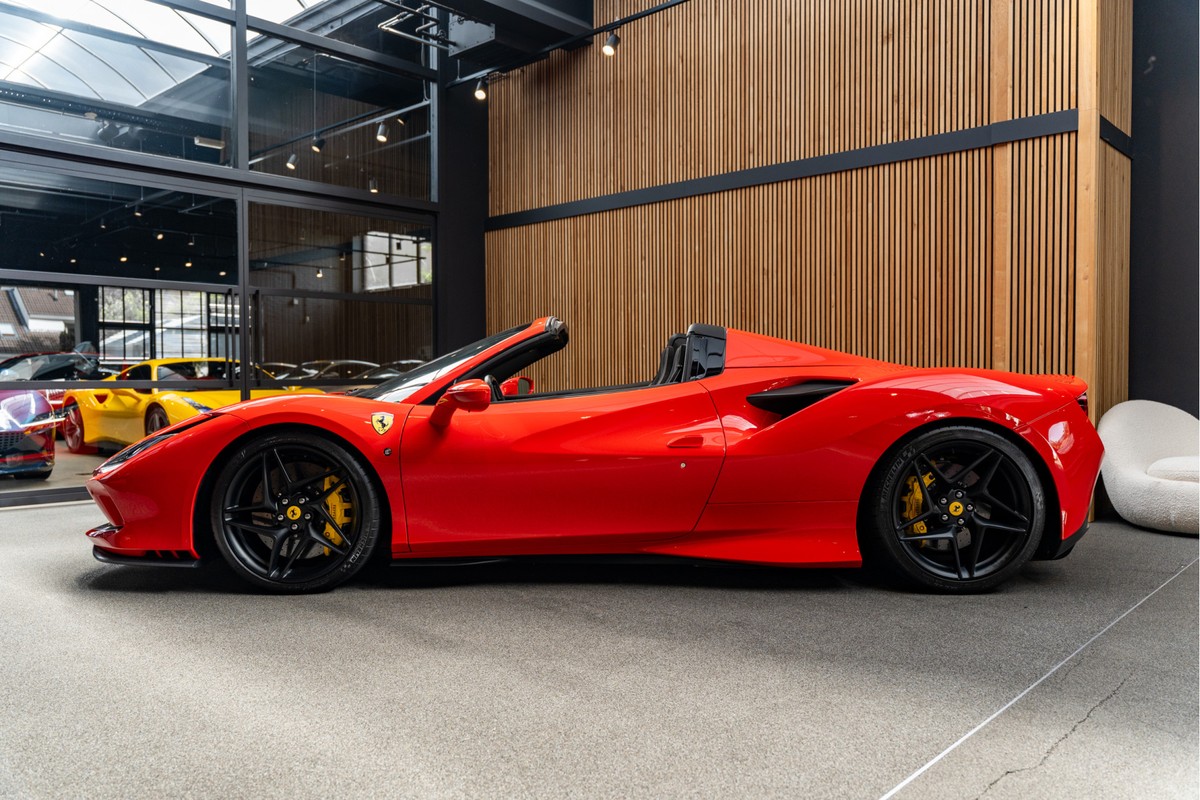 Ferrari F8 Spider