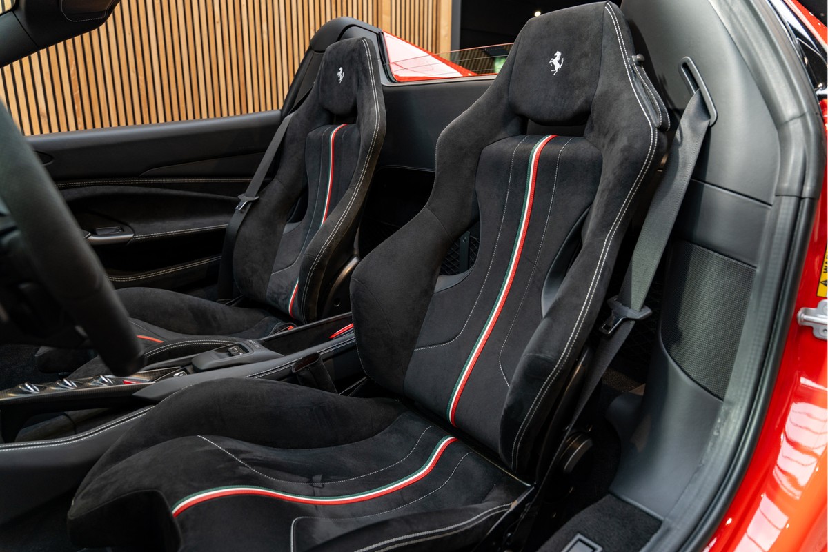 Ferrari F8 Spider