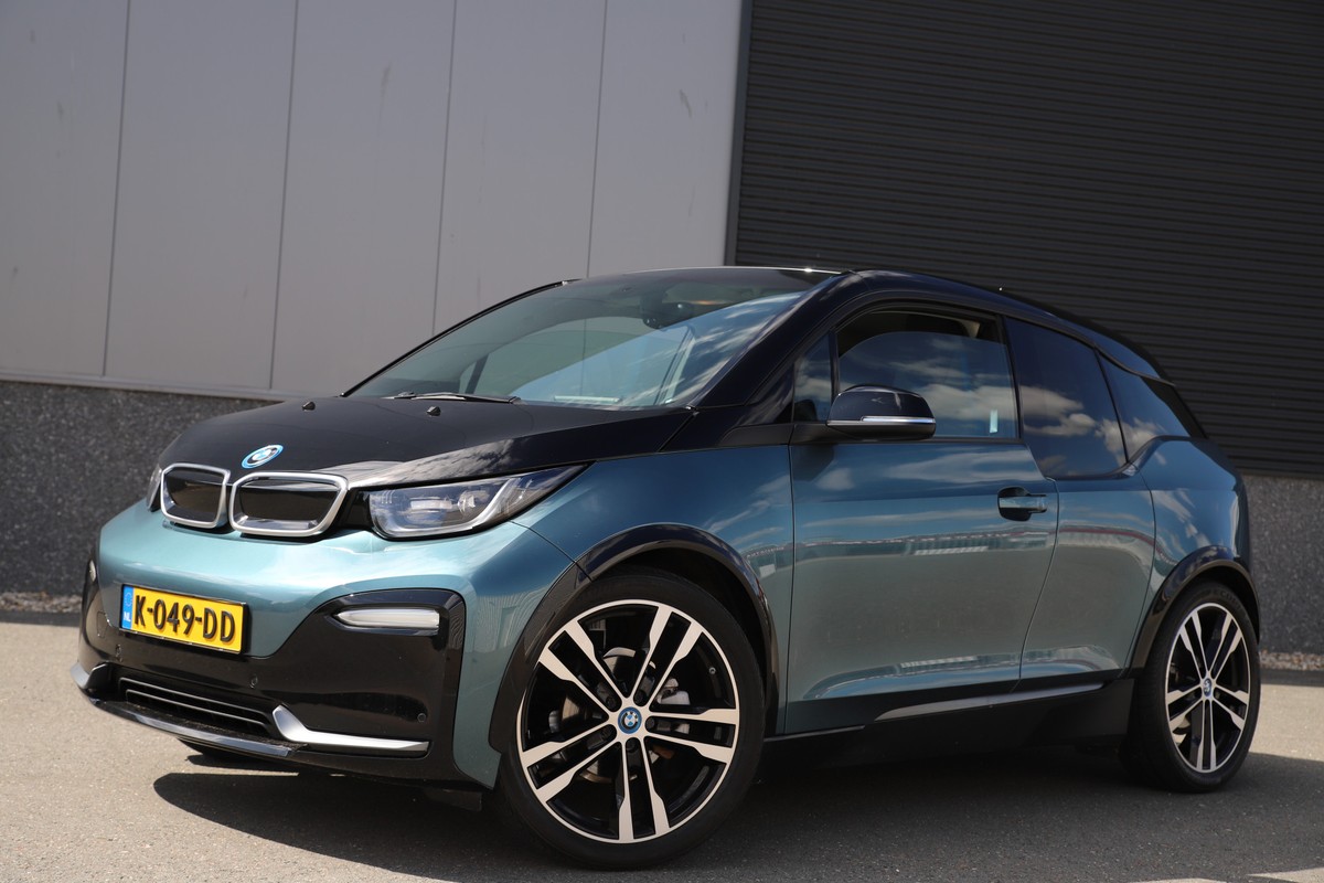 BMW i3