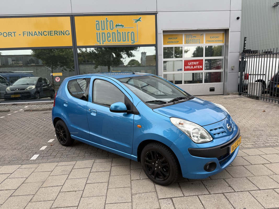 Nissan Pixo