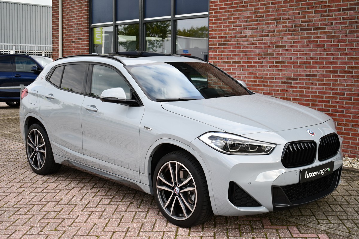 BMW X2
