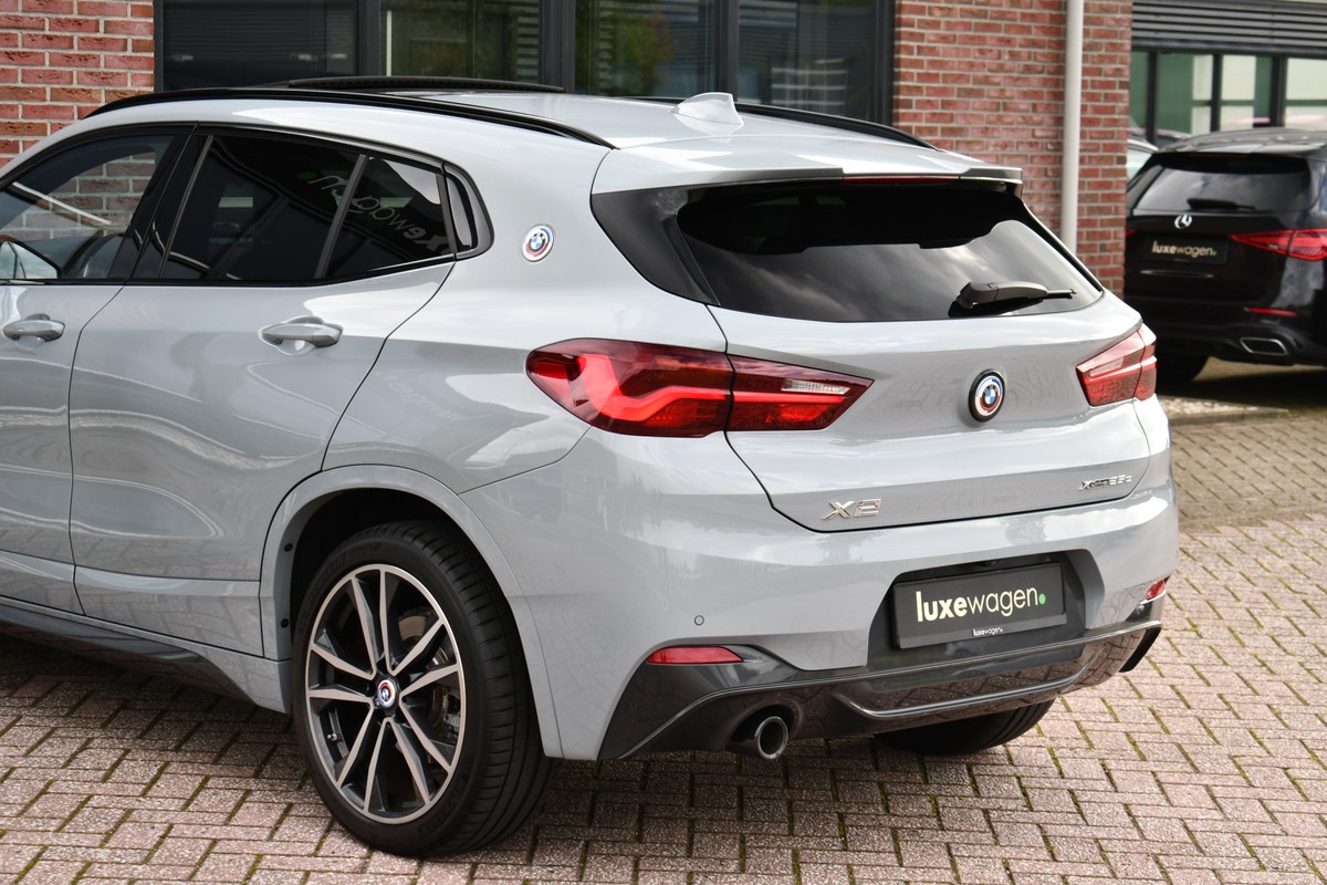 BMW X2