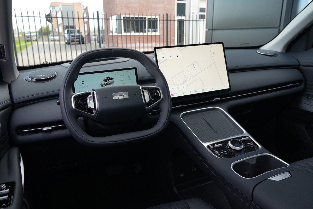 Geely Starray EM-i