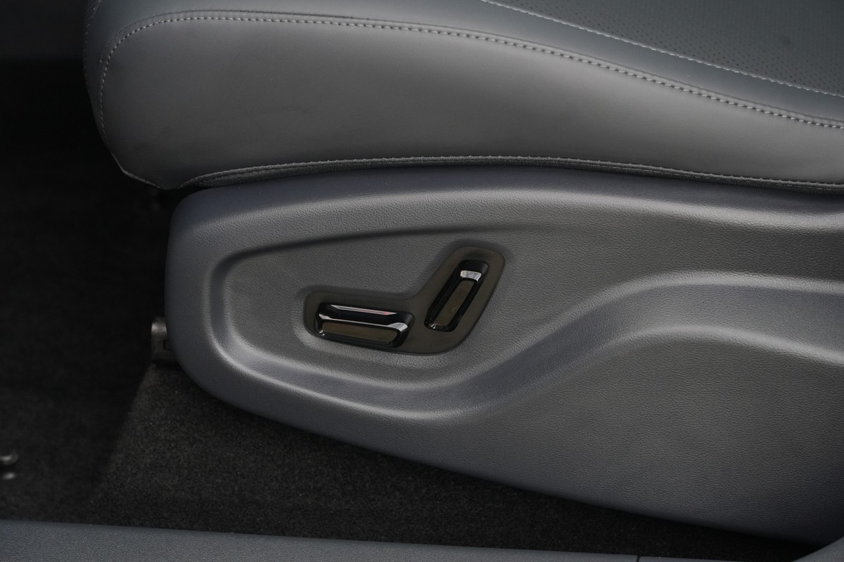 Geely Starray EM-i