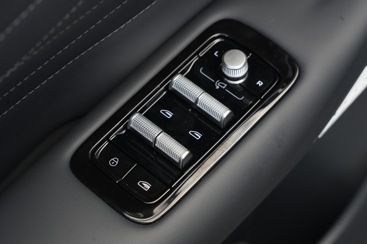 Geely Starray EM-i