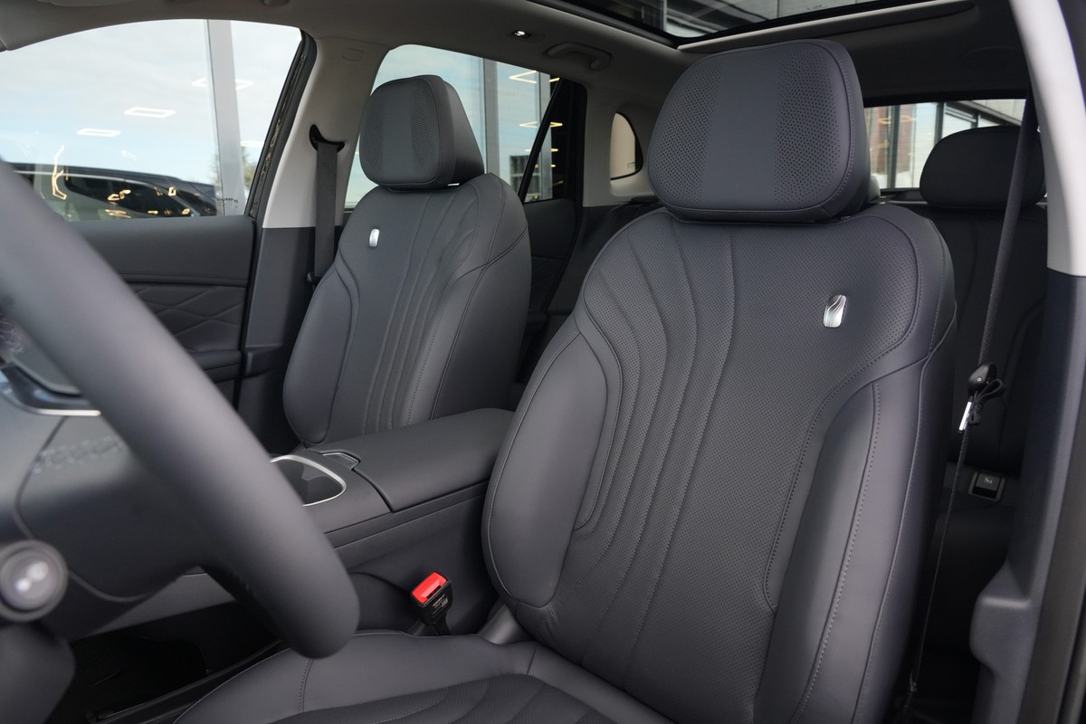 Geely Starray EM-i