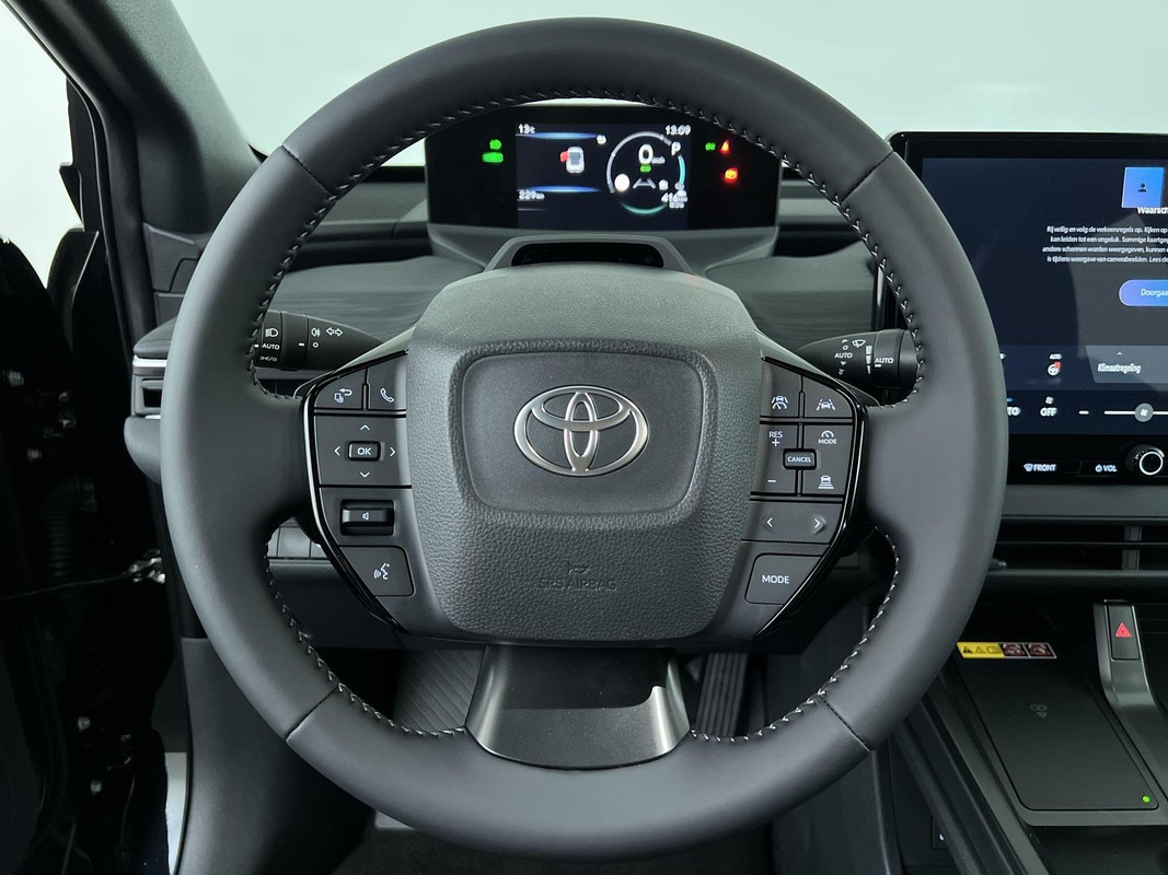 Toyota C-HR+
