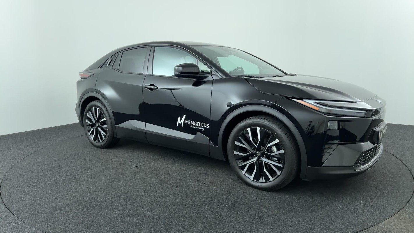 Toyota C-HR+