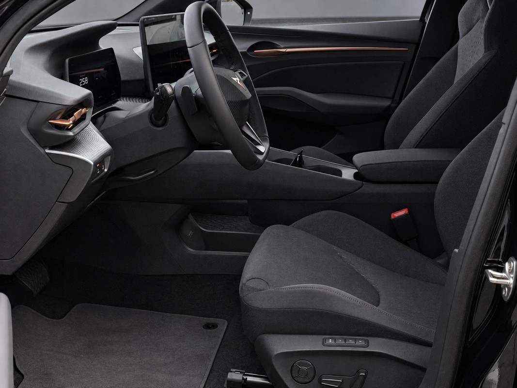 CUPRA Raval