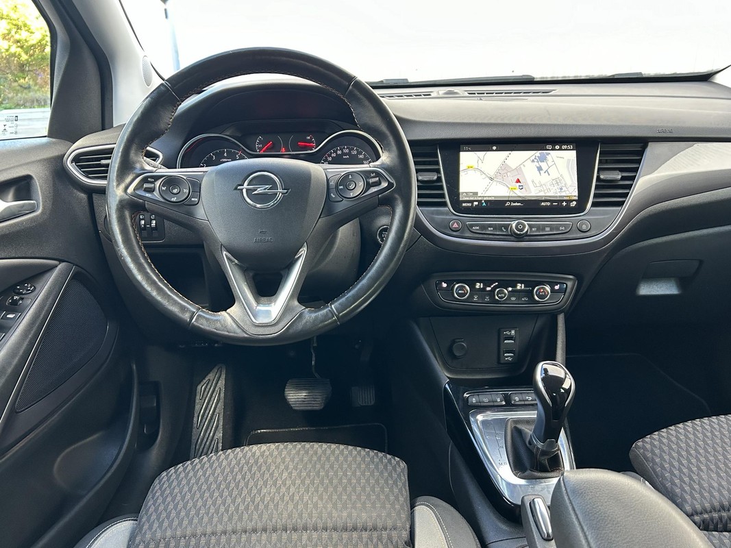 Opel Crossland X