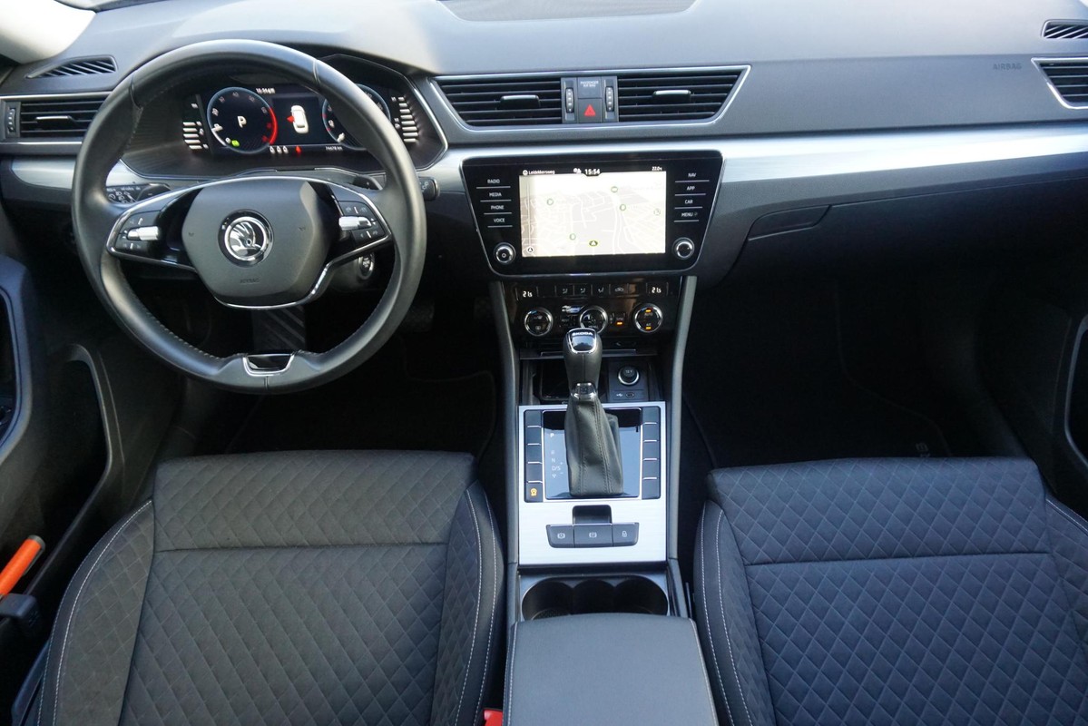 Škoda Superb