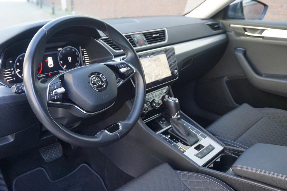 Škoda Superb