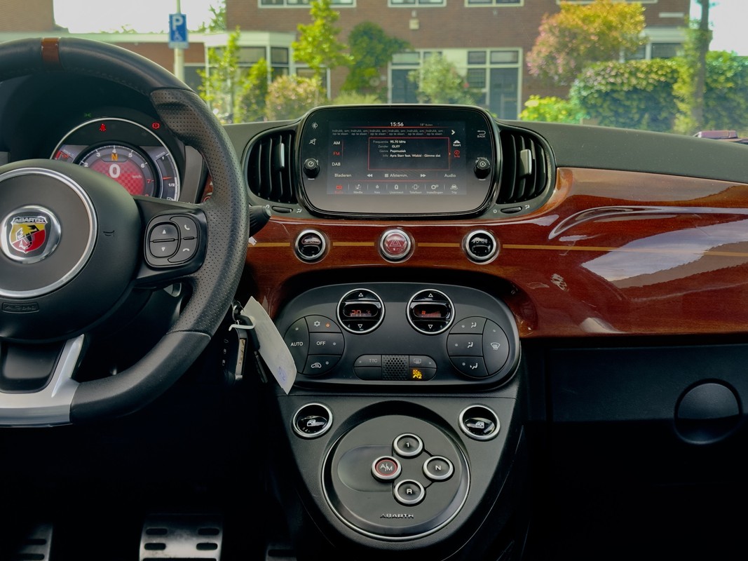Abarth 695