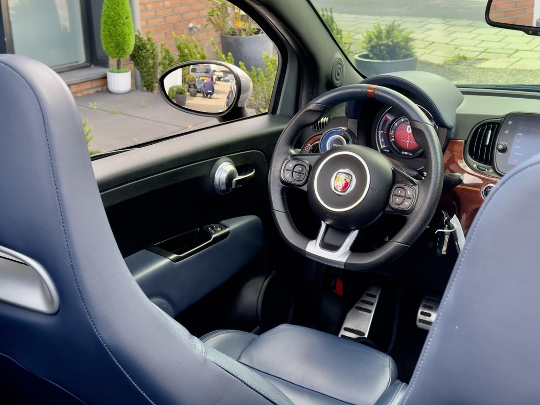 Abarth 695
