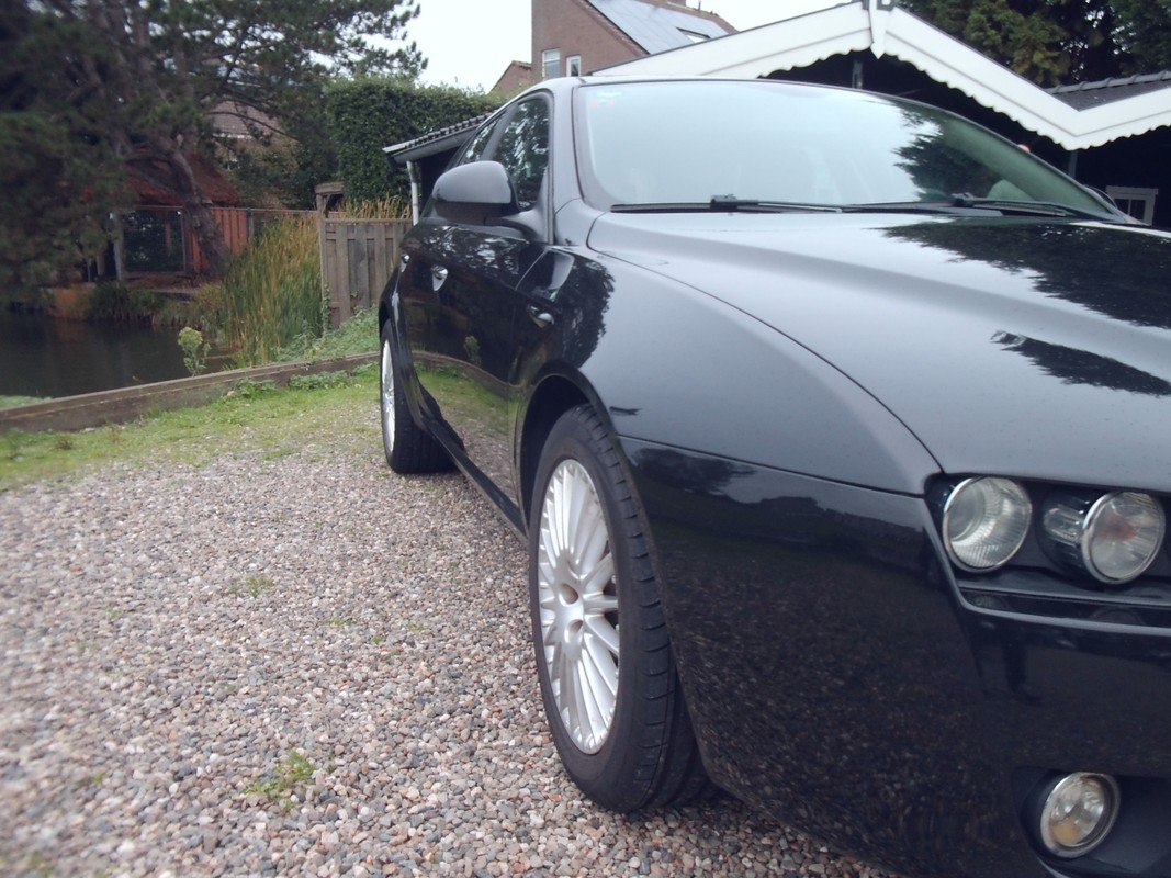 Alfa Romeo 159