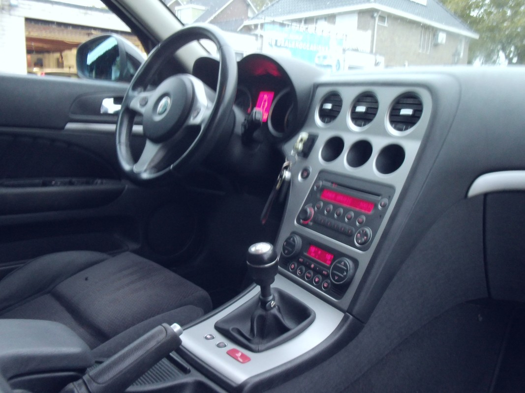 Alfa Romeo 159