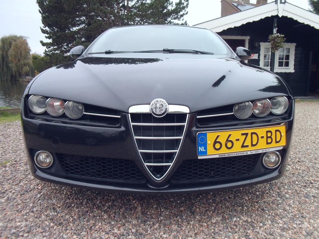 Alfa Romeo 159
