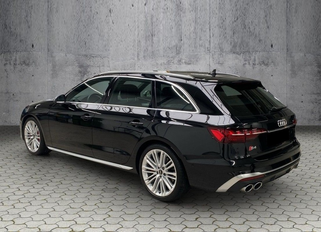 Audi S4