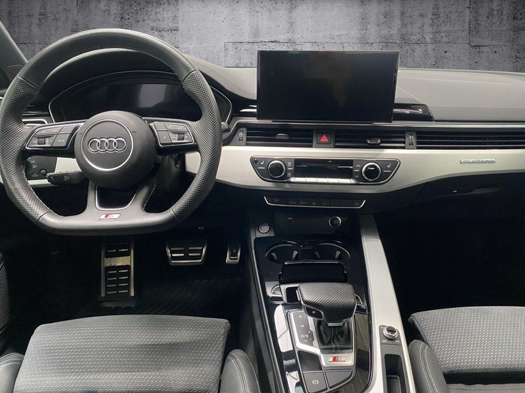 Audi S4