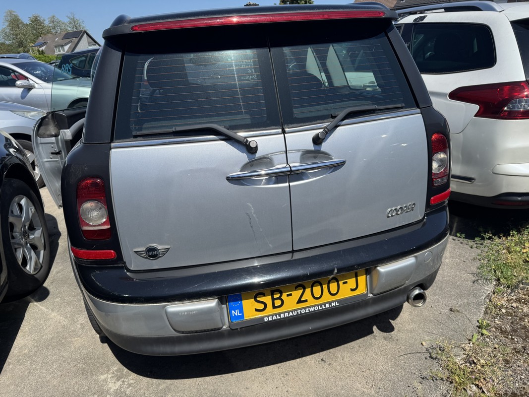 MINI Clubman