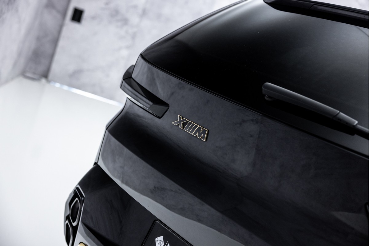 BMW XM