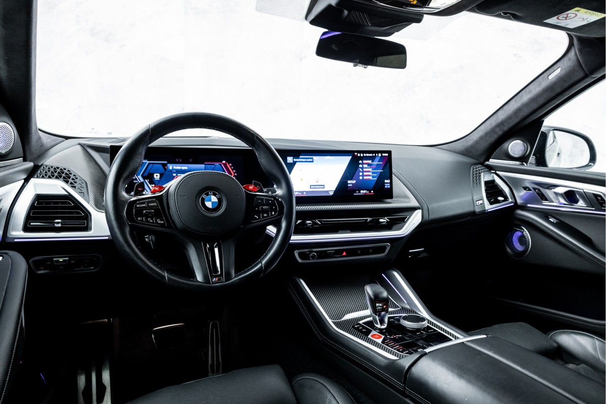 BMW XM