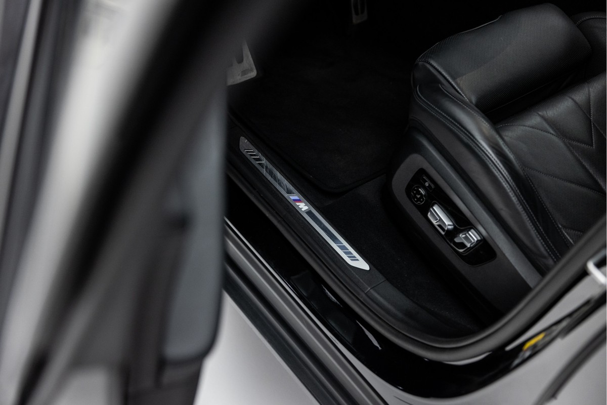 BMW XM