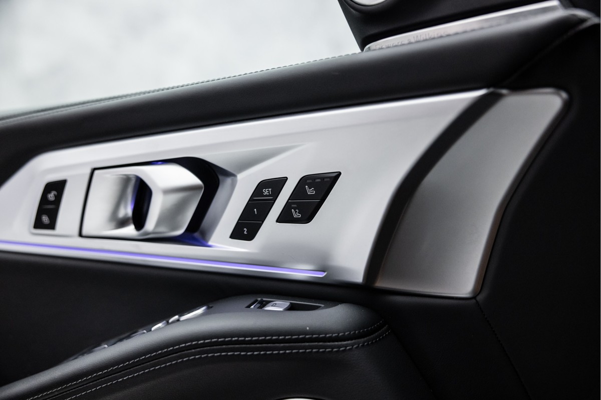 BMW XM