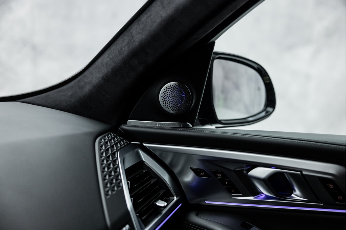 BMW XM