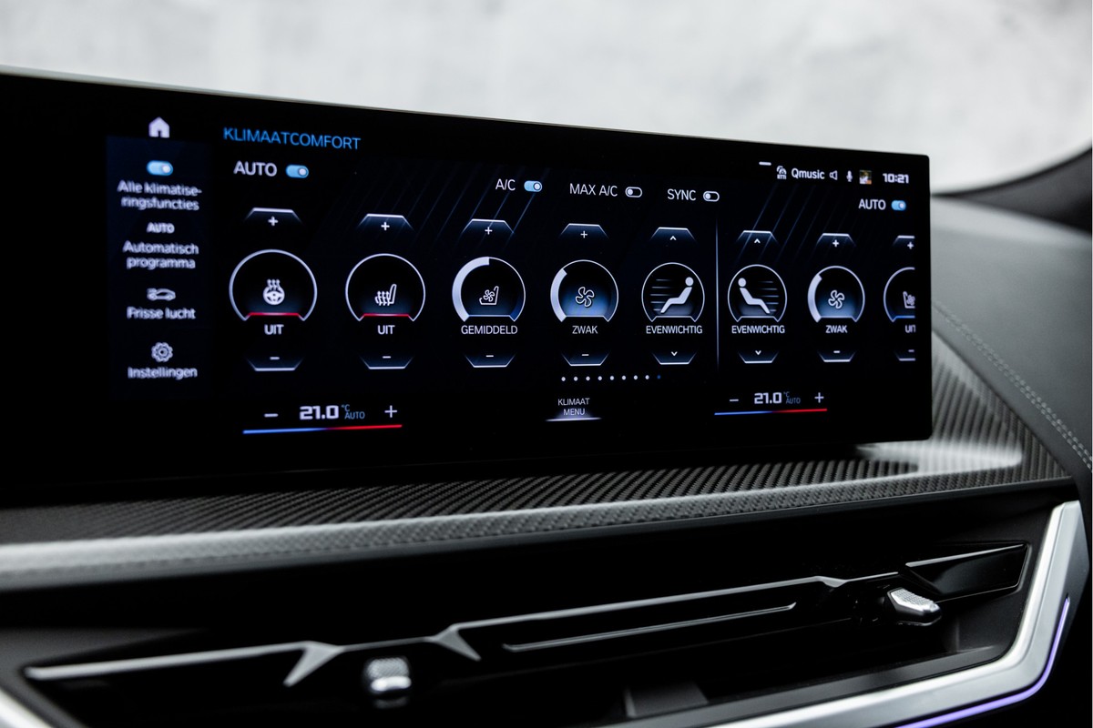 BMW XM