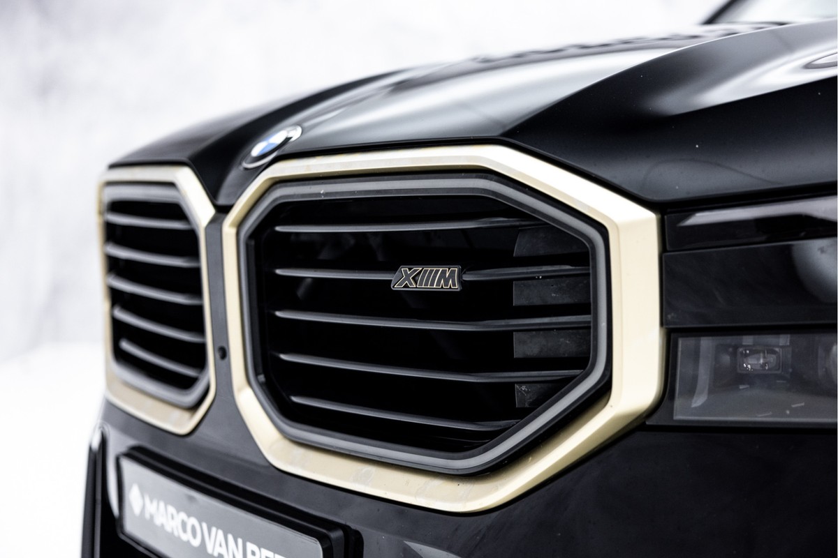 BMW XM