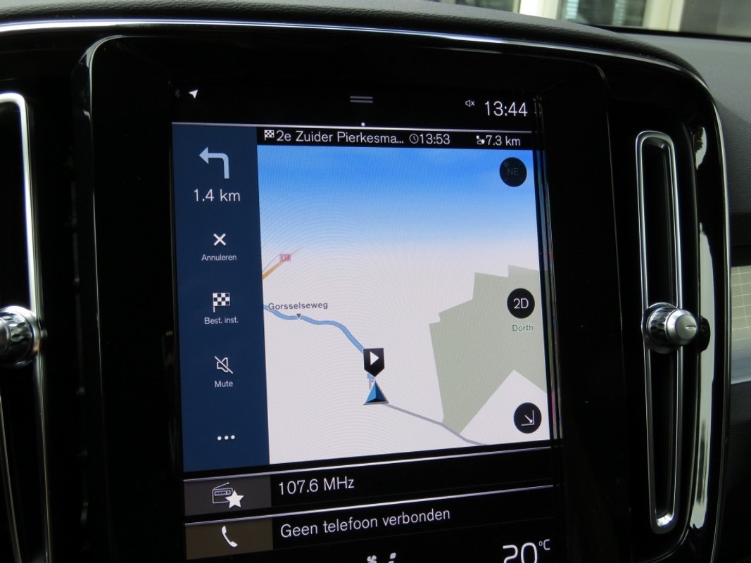 Volvo XC40
