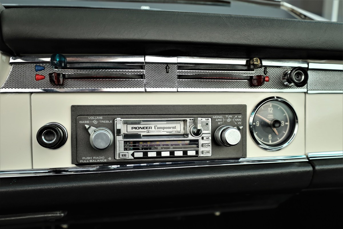 Mercedes-Benz SL