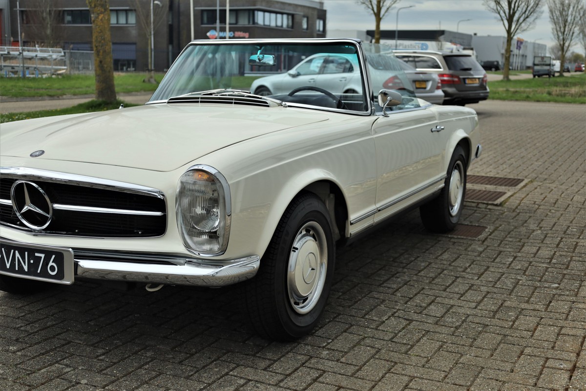 Mercedes-Benz SL