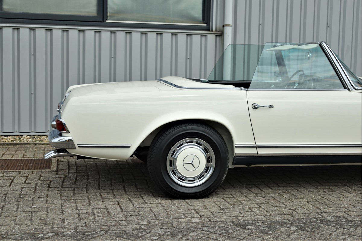 Mercedes-Benz SL