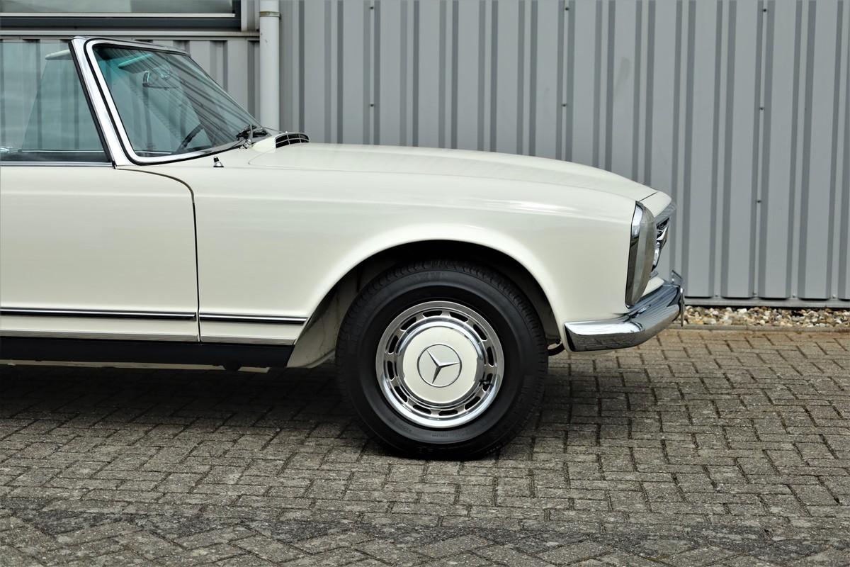 Mercedes-Benz SL
