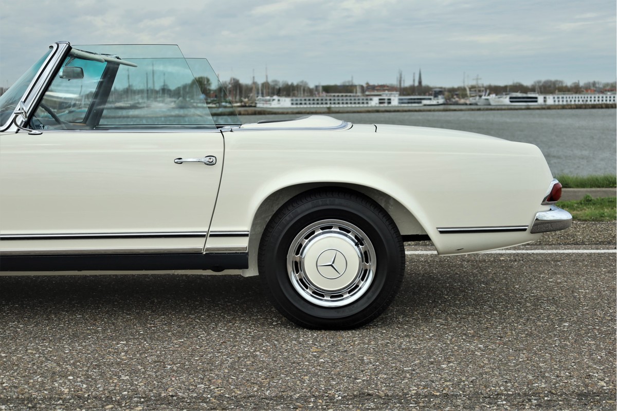 Mercedes-Benz SL