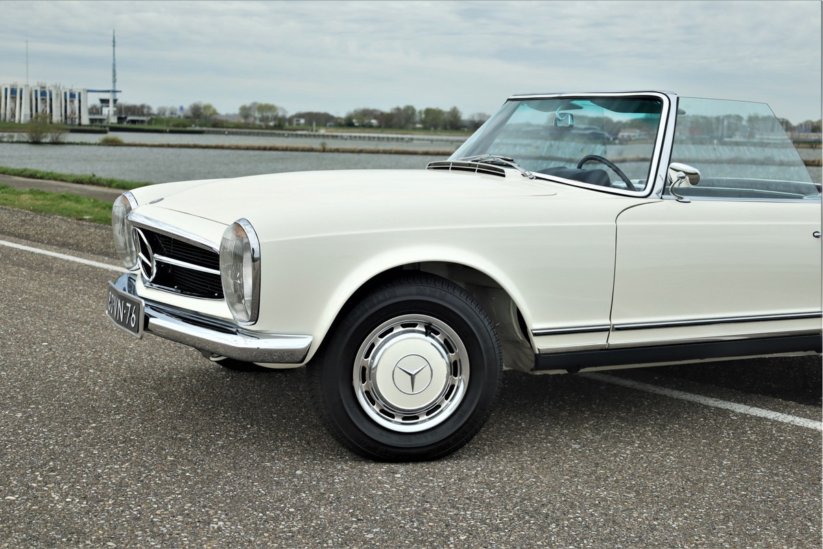 Mercedes-Benz SL