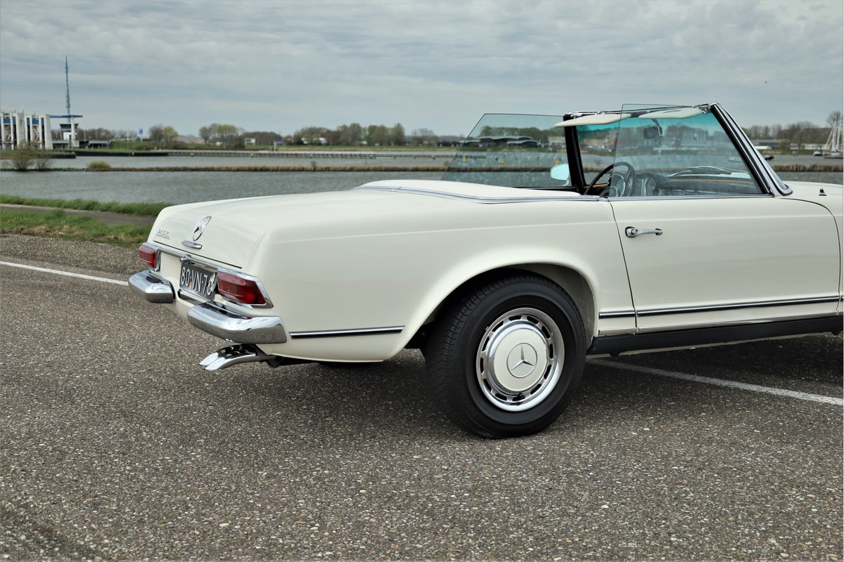 Mercedes-Benz SL