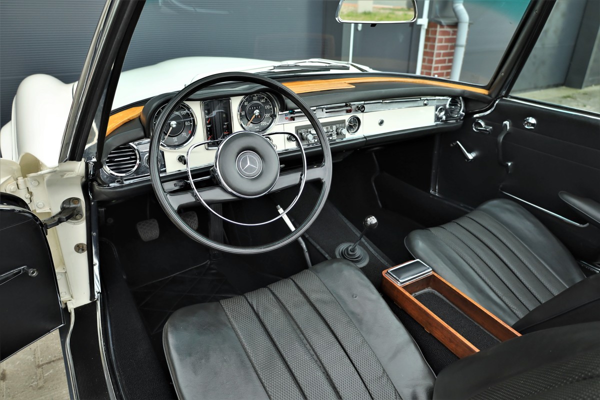 Mercedes-Benz SL