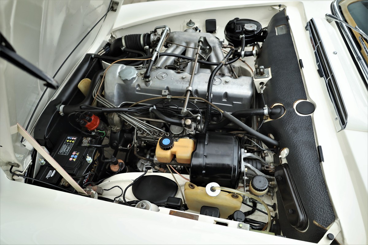Mercedes-Benz SL