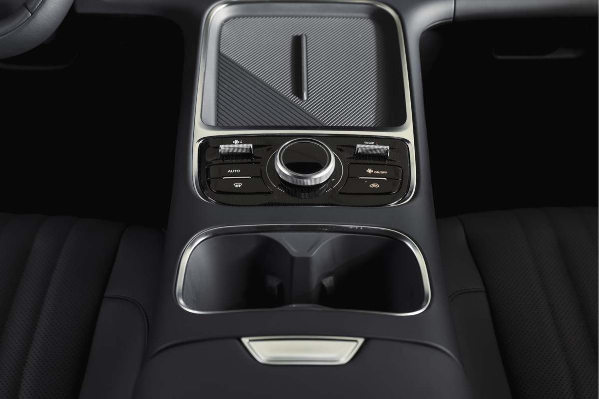 Geely Starray EM-i