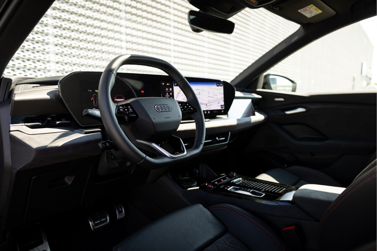 Audi SQ6 e-tron