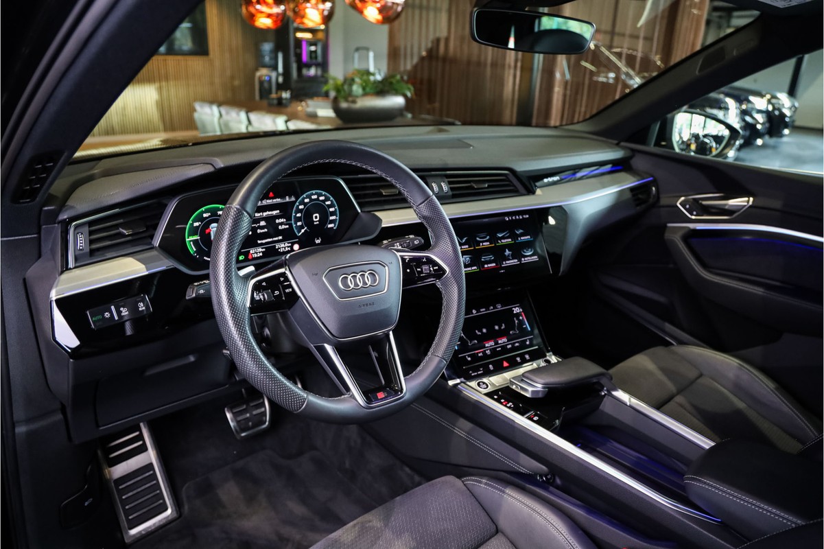 Audi Q8 e-tron