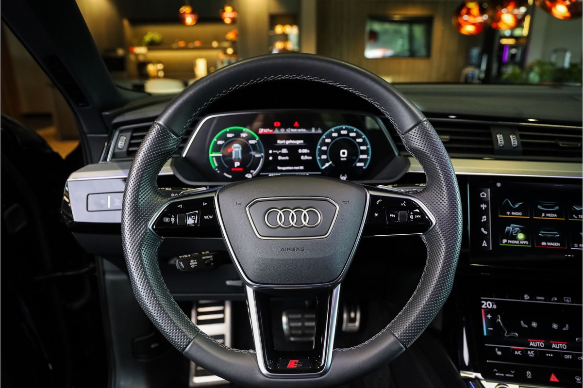Audi Q8 e-tron